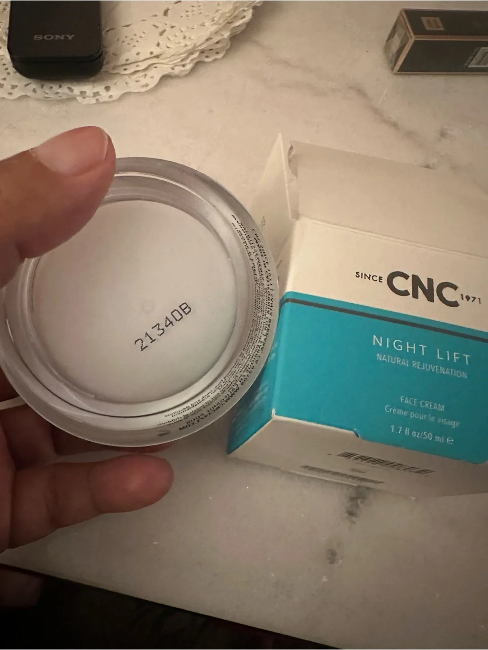 Night Lift Face Cream - Blue/White
